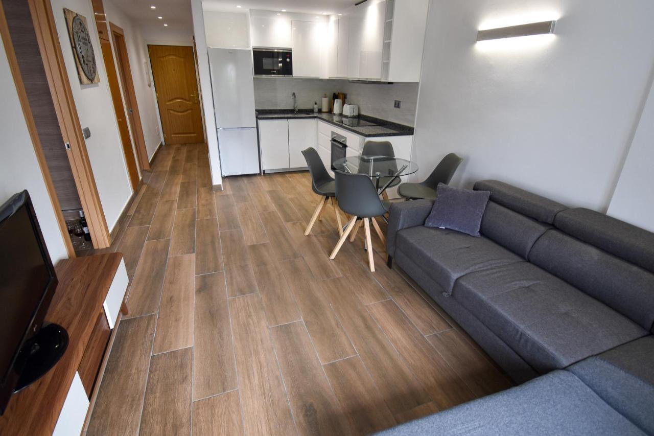 Urb Pueblo Del Parque, Luxury 2 Bedroom Apartment. Fantastic Location. Lejlighed