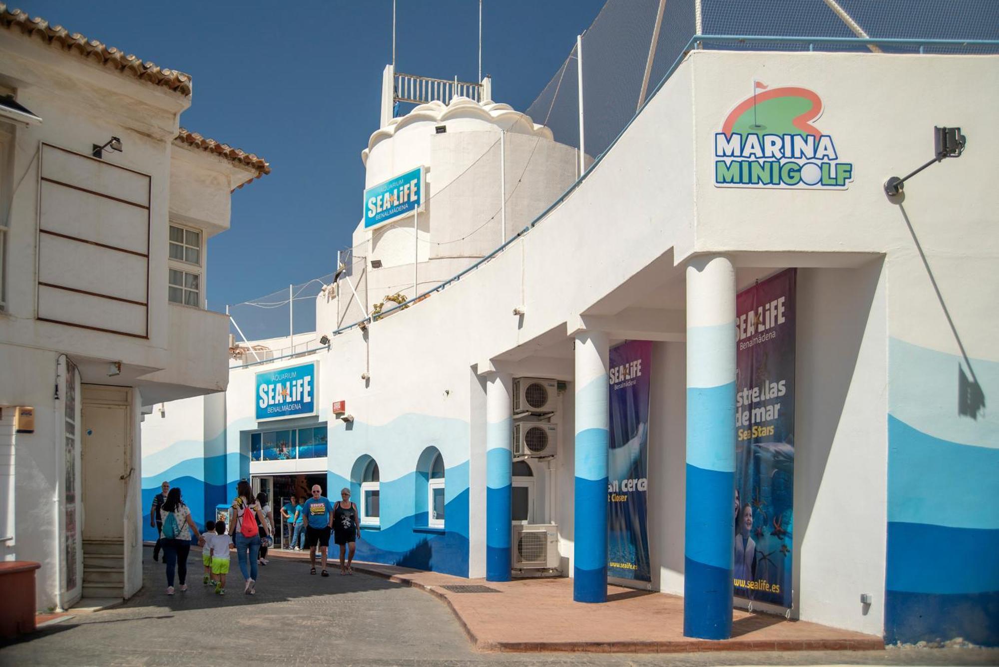 Urb Pueblo Del Parque, Luxury 2 Bedroom Apartment. Fantastic Location. Benalmádena