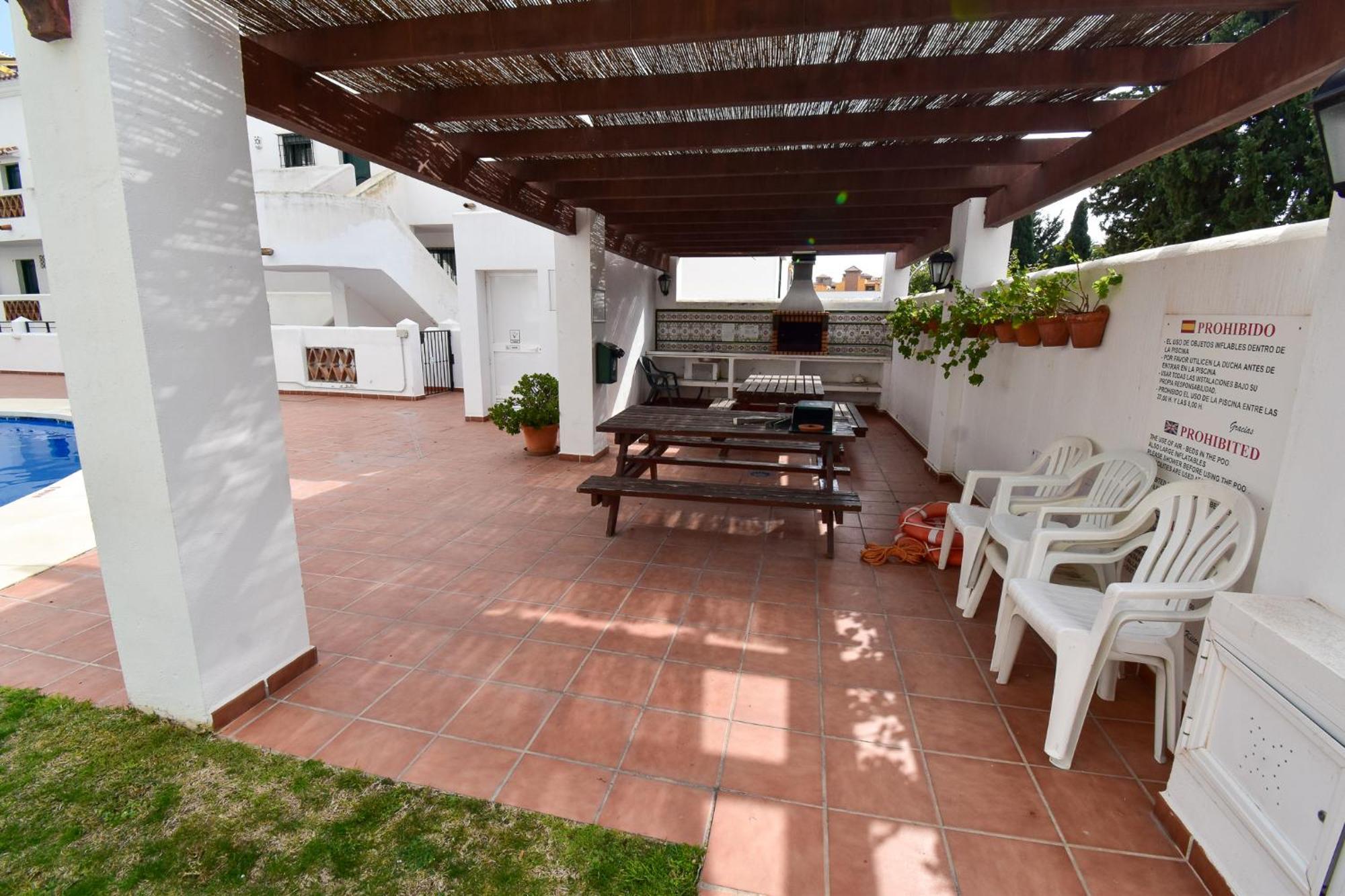 Urb Pueblo Del Parque, Luxury 2 Bedroom Apartment. Fantastic Location. Benalmádena