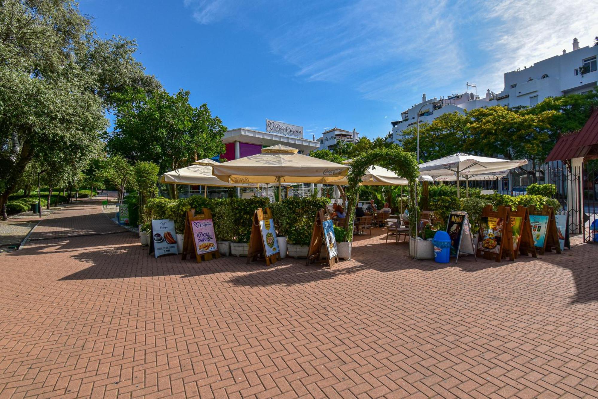 Lejlighed Urb Pueblo Del Parque, Luxury 2 Bedroom Apartment. Fantastic Location.