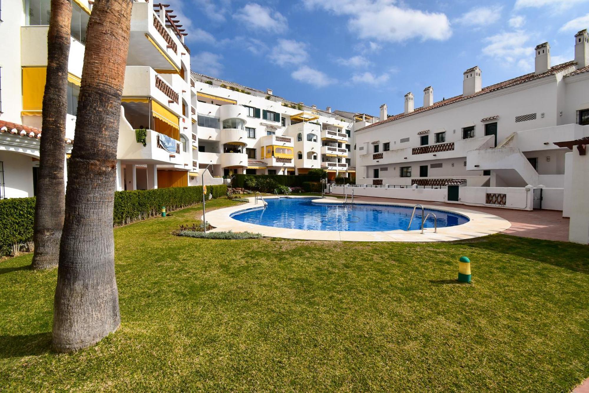 Lejlighed Urb Pueblo Del Parque, Luxury 2 Bedroom Apartment. Fantastic Location. Benalmádena